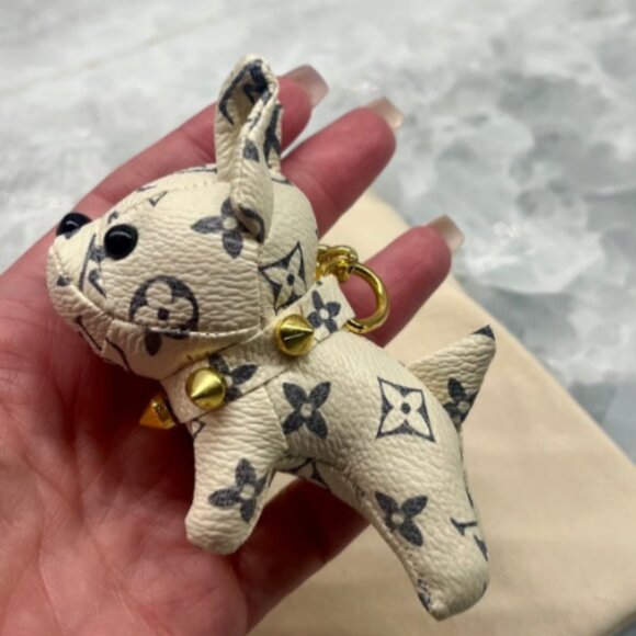 Mini Fashion Puppy Bagcharm/Keychain with Dust Bag!
